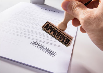 政府批准和付款